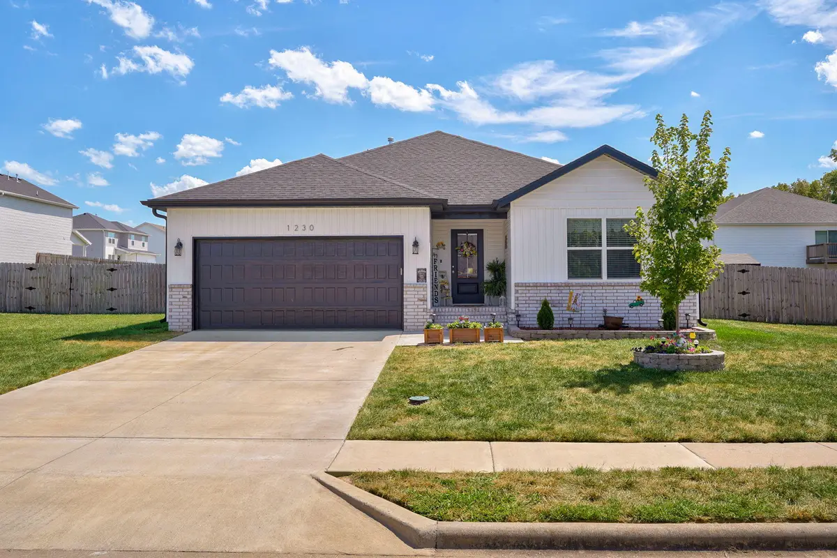 1230 W Lois Lane, Republic, MO 65738 - #1