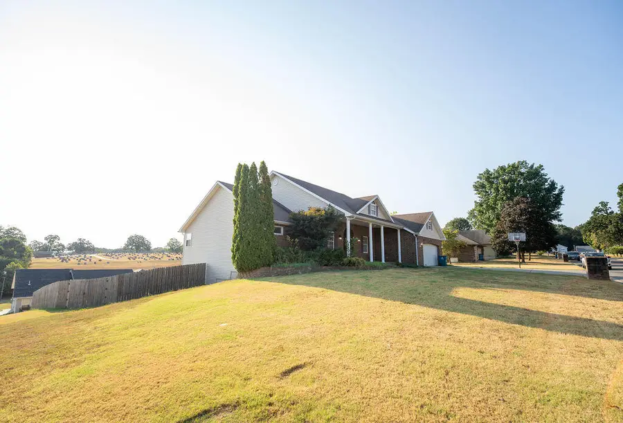 1301 Fox Ridge Lane, Neosho, MO 64850 - #3