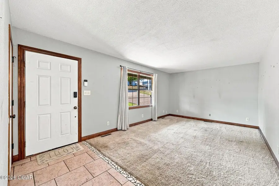 104 W South Street, Neosho, MO 64850 - #3