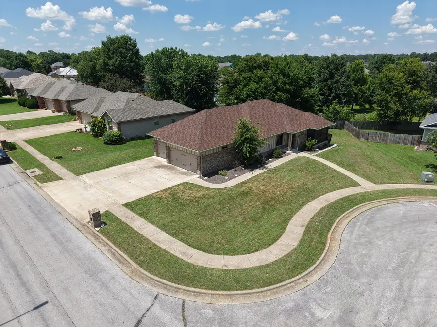 3193 W Grandview Street, Springfield, MO 65803 - #2