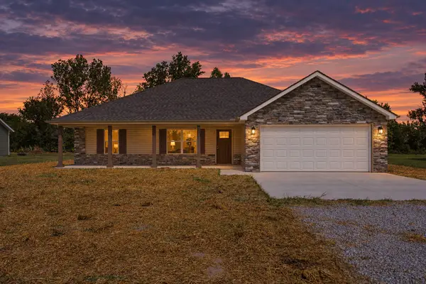 707 Prairie Lane, Carl Junction, MO 64834