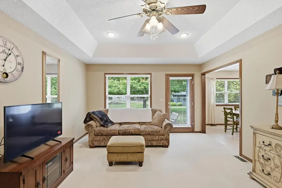 2912 N Ozark Avenue, Joplin, MO 64801 - #2