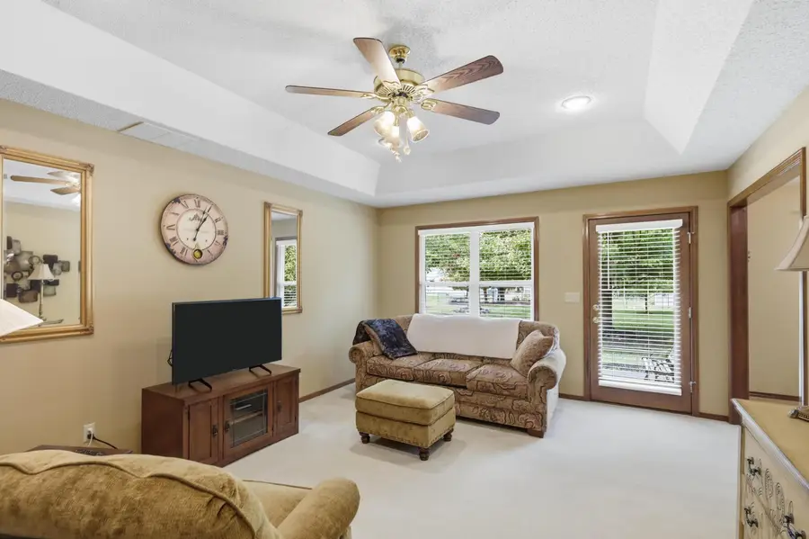 2912 N Ozark Avenue, Joplin, MO 64801 - #3
