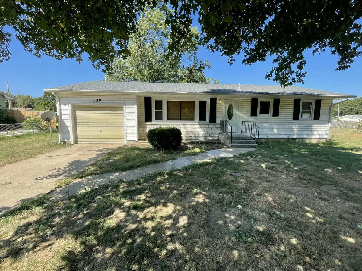 109 N Youngblood Street, Marionville, MO 65705 - #1