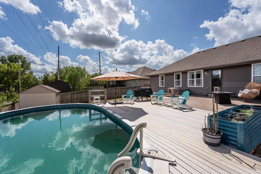 612 N Lincoln Avenue, Republic, MO 65738 - #3