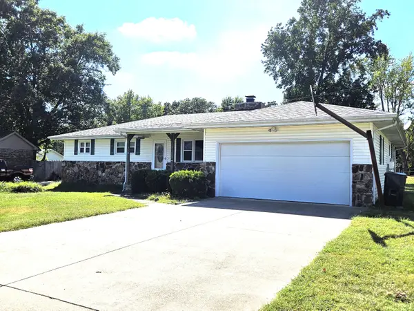 713 S Locust Street, Buffalo, MO 65622
