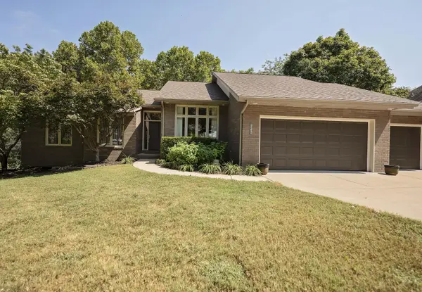 1940 S Berkshire Avenue, Springfield, MO 65809