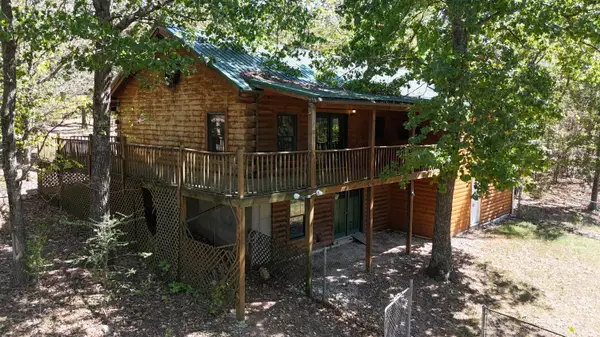 180 Nellie Lane, Lampe, MO 65681