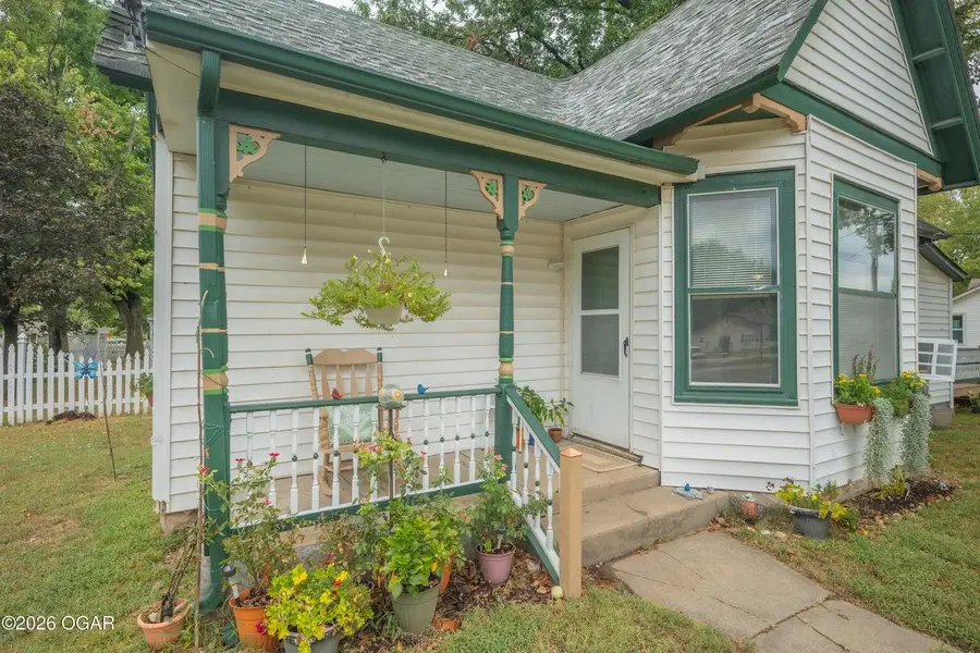 303 Ottawa Street, Seneca, MO 64865 - #2