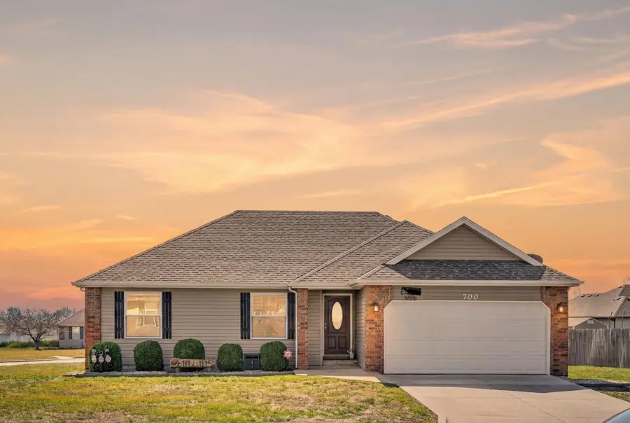 700 W Osage Street, Clever, MO 65631 - #2