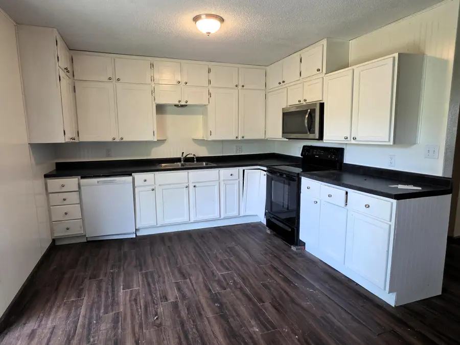602 S Sarah Street, Humansville, MO 65674 - #3