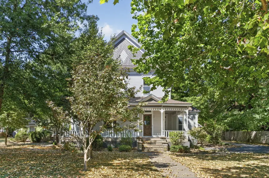 245 N Clay Street, Marshfield, MO 65706 - #2