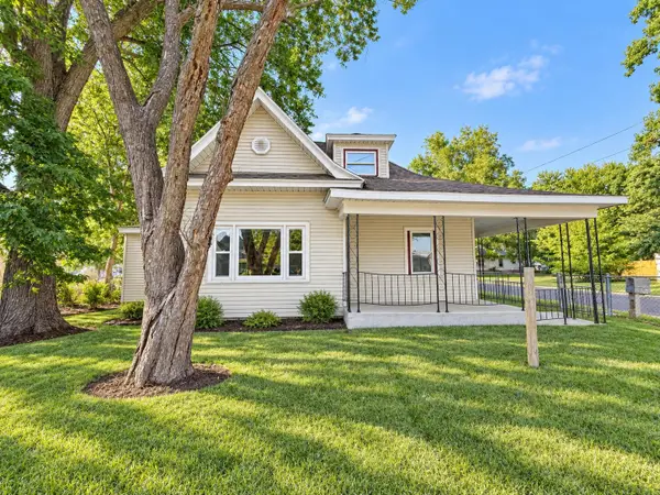 1701 W Chestnut Street, Springfield, MO 65802