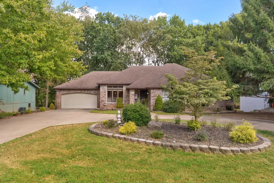 4530 S Harvard Avenue, Springfield, MO 65804 - #2