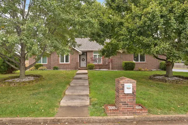 515 N Ellen Street, Nixa, MO 65714