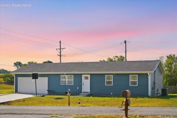 401 W Adamson Street, Miller, MO 65707