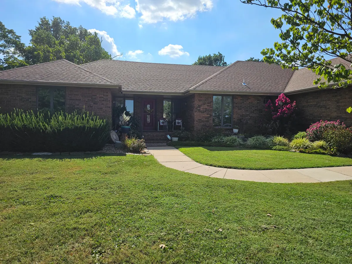 315 N Old Wilderness Road, Nixa, MO 65714 - #1