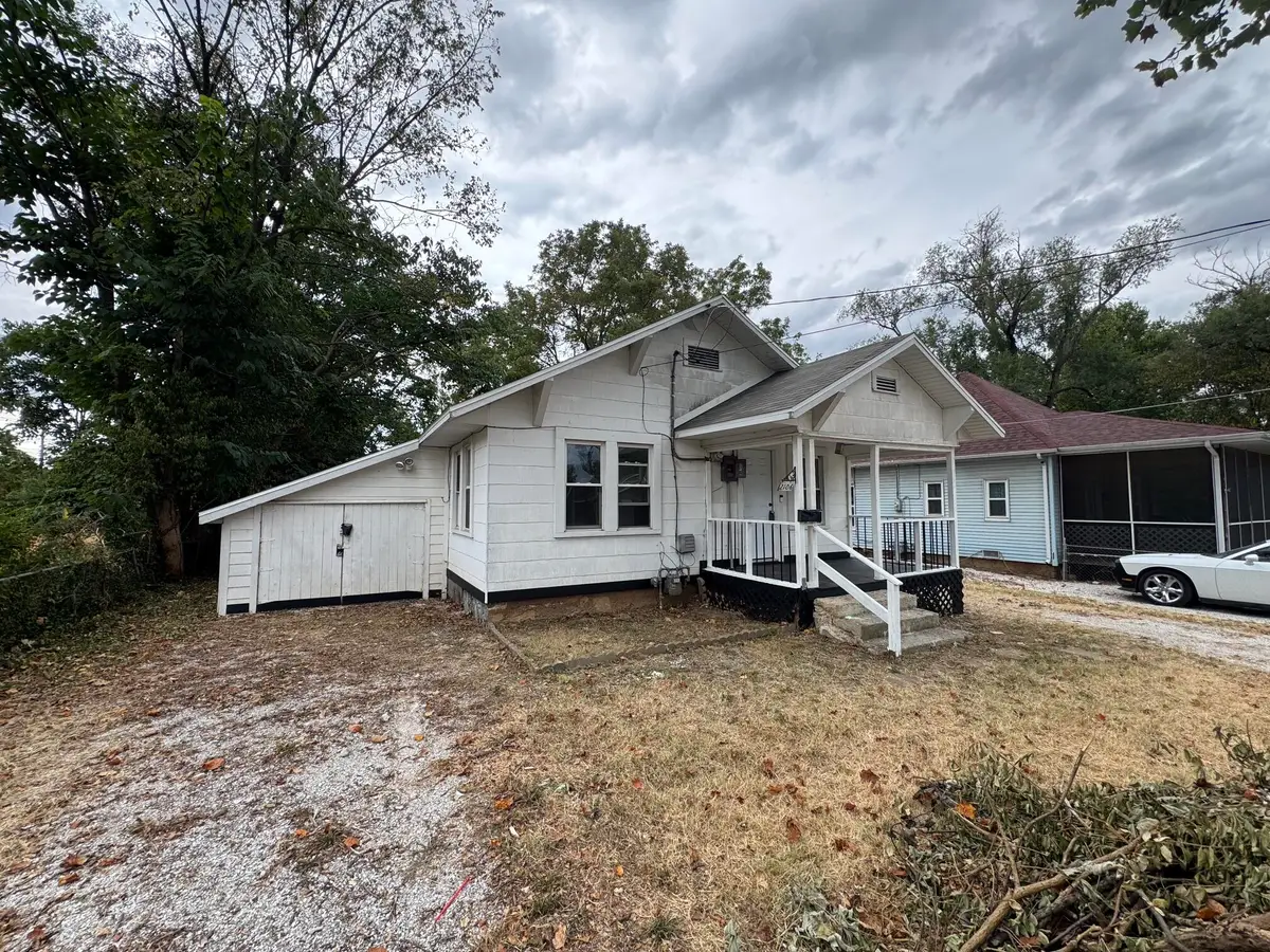2106 W Webster Street, Springfield, MO 65802 - #1