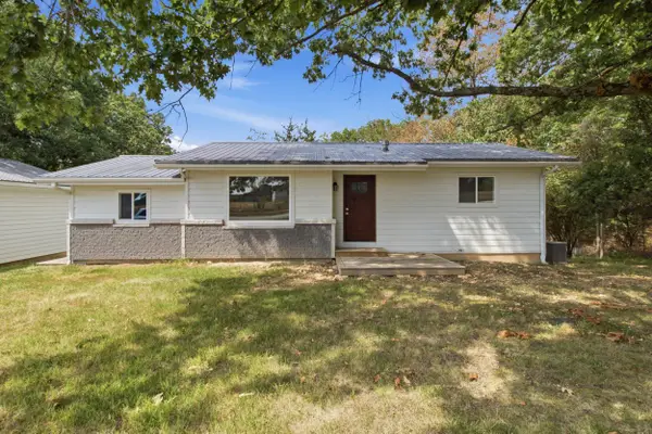 689 Oak Hill Drive Road, Houston, MO 65483