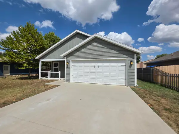 810 Fillmore Street, Mt Vernon, MO 65712