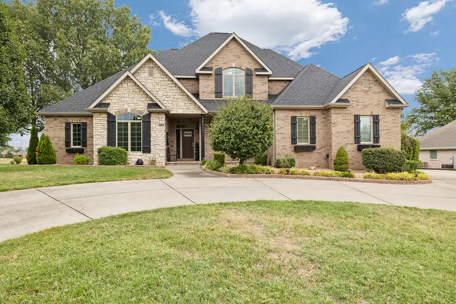 109 E Metalwood Drive, Republic, MO 65738 - #3