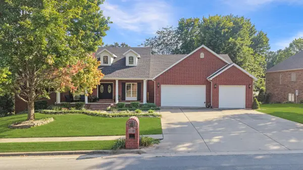 4200 Oak Haven Drive, Nixa, MO 65714
