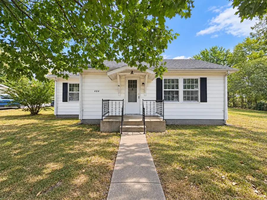 404 S Walnut Street, Buffalo, MO 65622 - #2