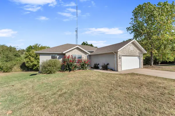 1407 Raspberry Court, Nixa, MO 65714
