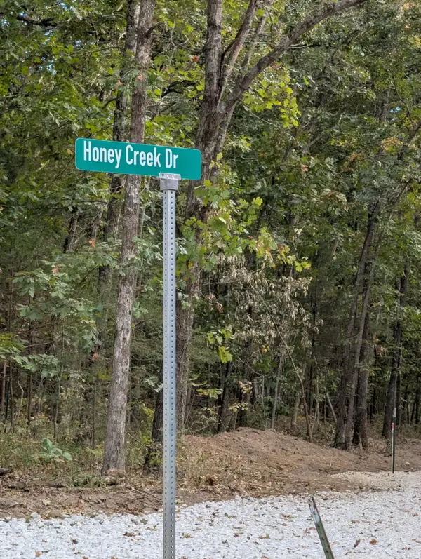 000 Honey Creek Drive #Lot 4, Strafford, MO 65757