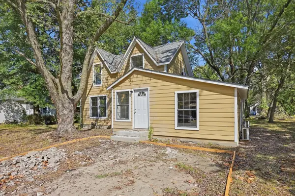 1402 Poplar Street, Lamar, MO 64759