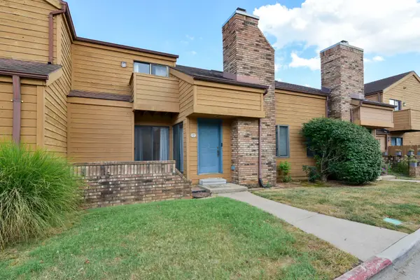 3440 S Delaware Avenue #106, Springfield, MO 65804
