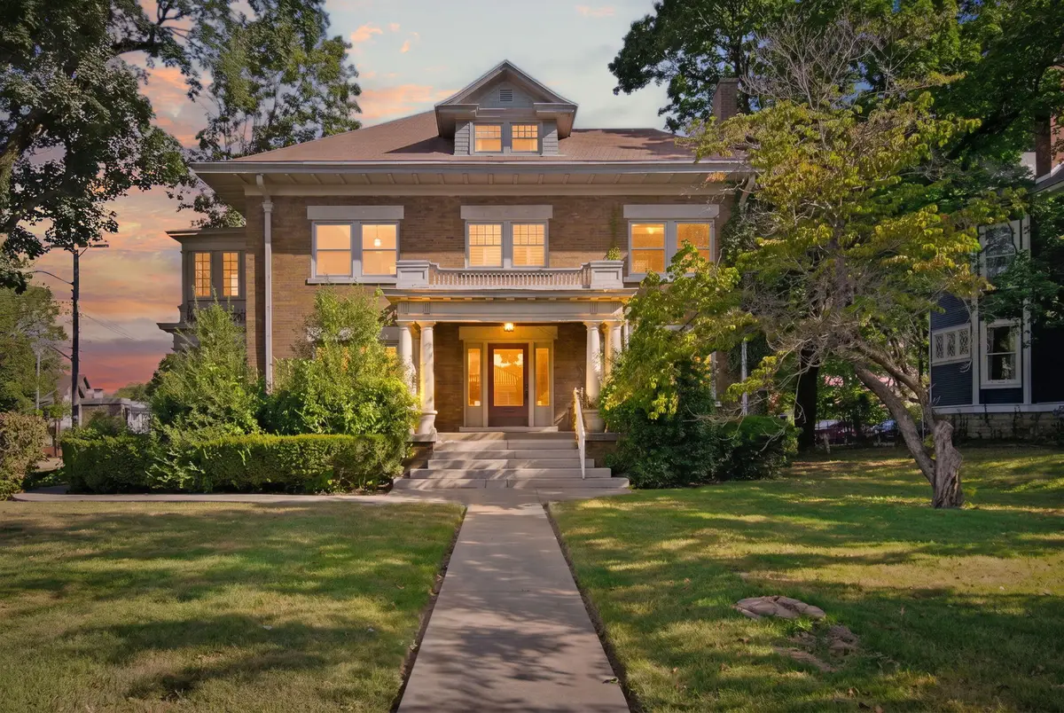 1201 E Walnut Street, Springfield, MO 65802 - #1