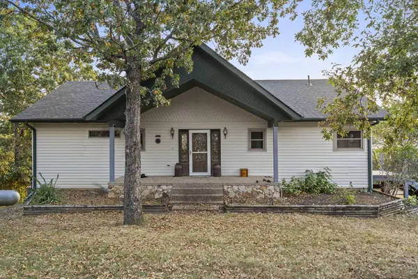 174 Lunker Bass Lane Road, Shell Knob, MO 65747