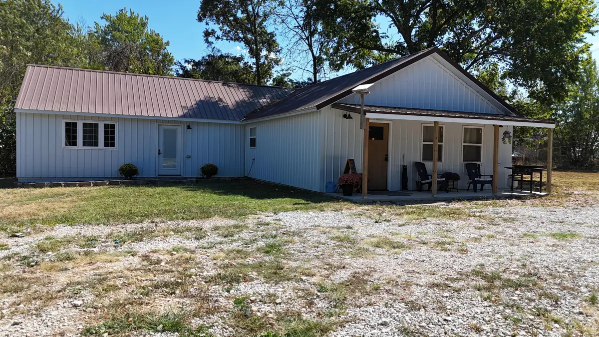 279 Castlegate Drive, Seymour, MO 65746 - #1