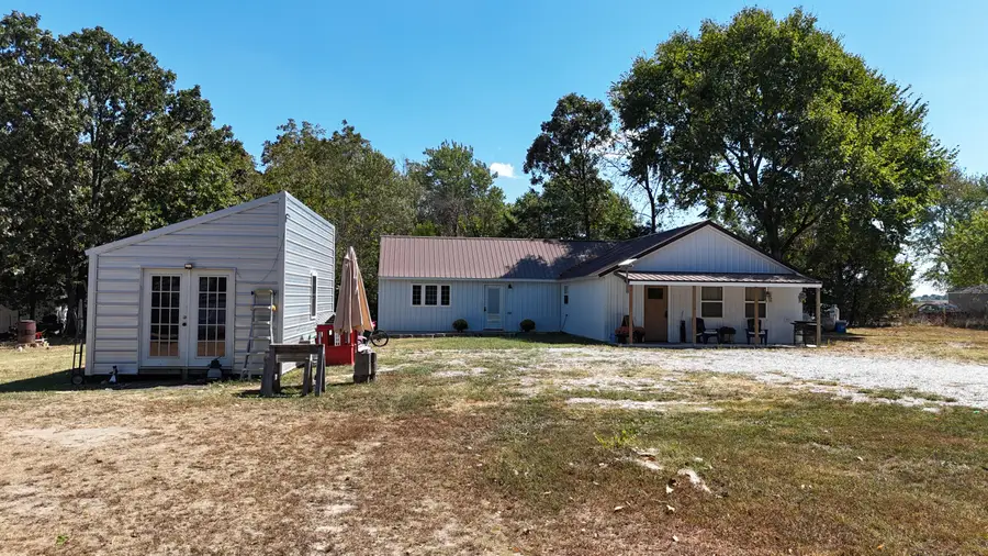 279 Castlegate Drive, Seymour, MO 65746 - #2