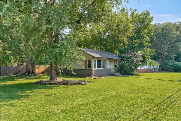 303 E Cherokee Street, Springfield, MO 65807