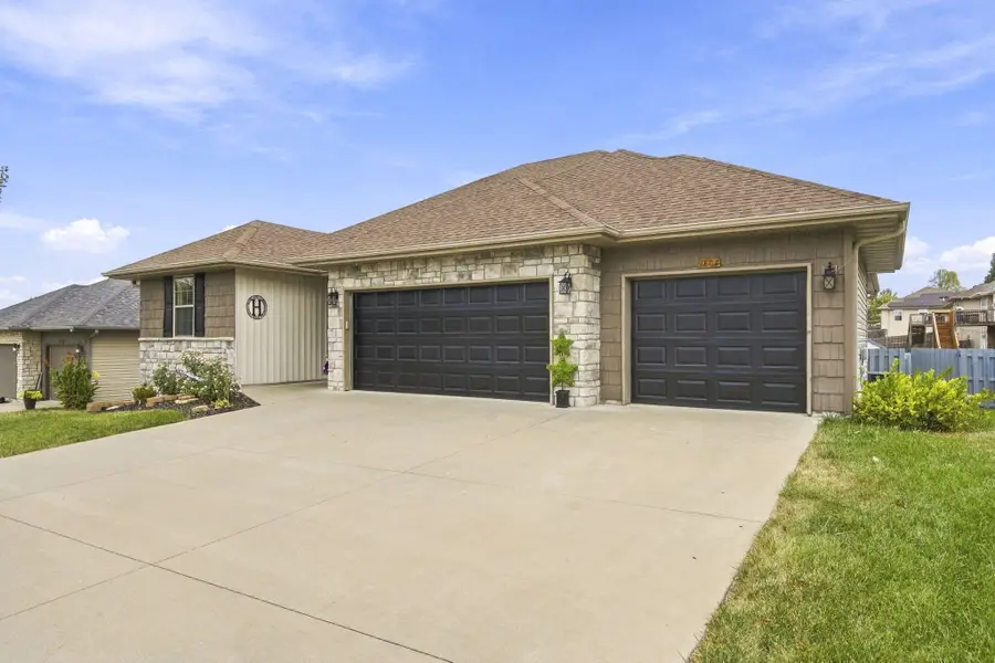 1807 E Costa Mesa Court, Ozark, MO 65721 - #3