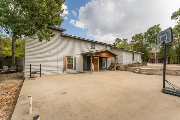 4155 Oakwood Road, Merriam Woods, MO 65740