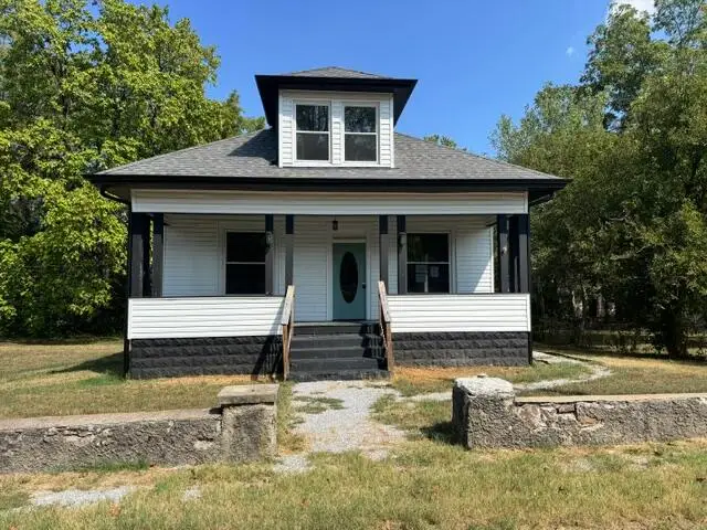 107 E Odell Street, Marionville, MO 65705 - #1