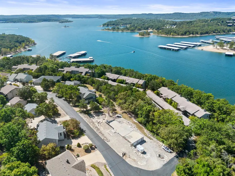 213 Monterey Drive, Branson, MO 65616 - #2