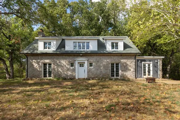 11713 Lime Kiln Drive, Neosho, MO 64850