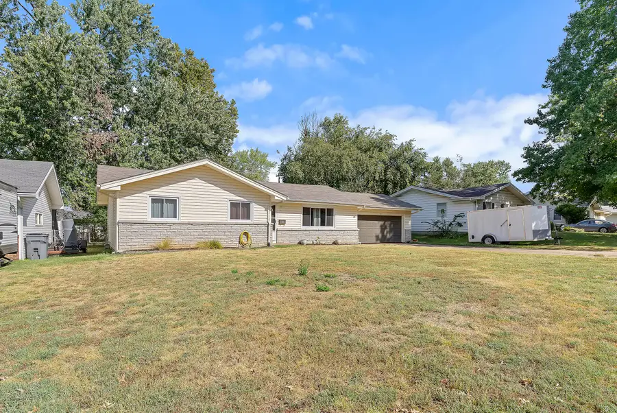 701 E Edgewood Street, Springfield, MO 65807 - #2