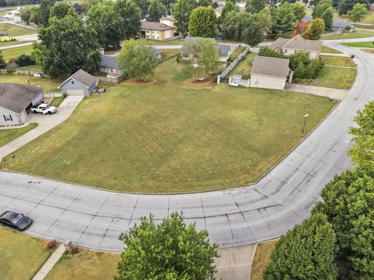 Lot 11 E Meadow Drive, Bolivar, MO 65613 - #1