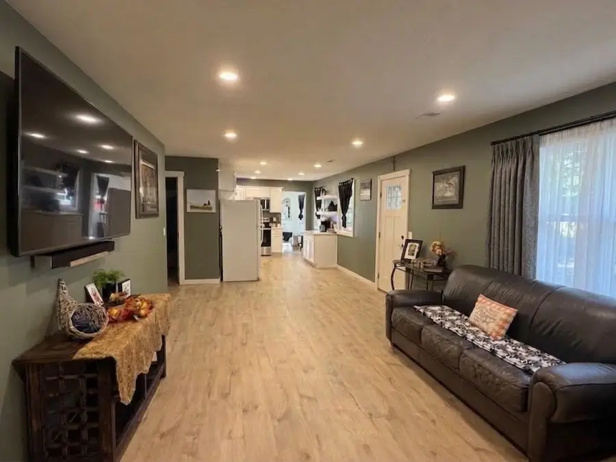611 S Ohio, Marionville, MO 65705 - #3