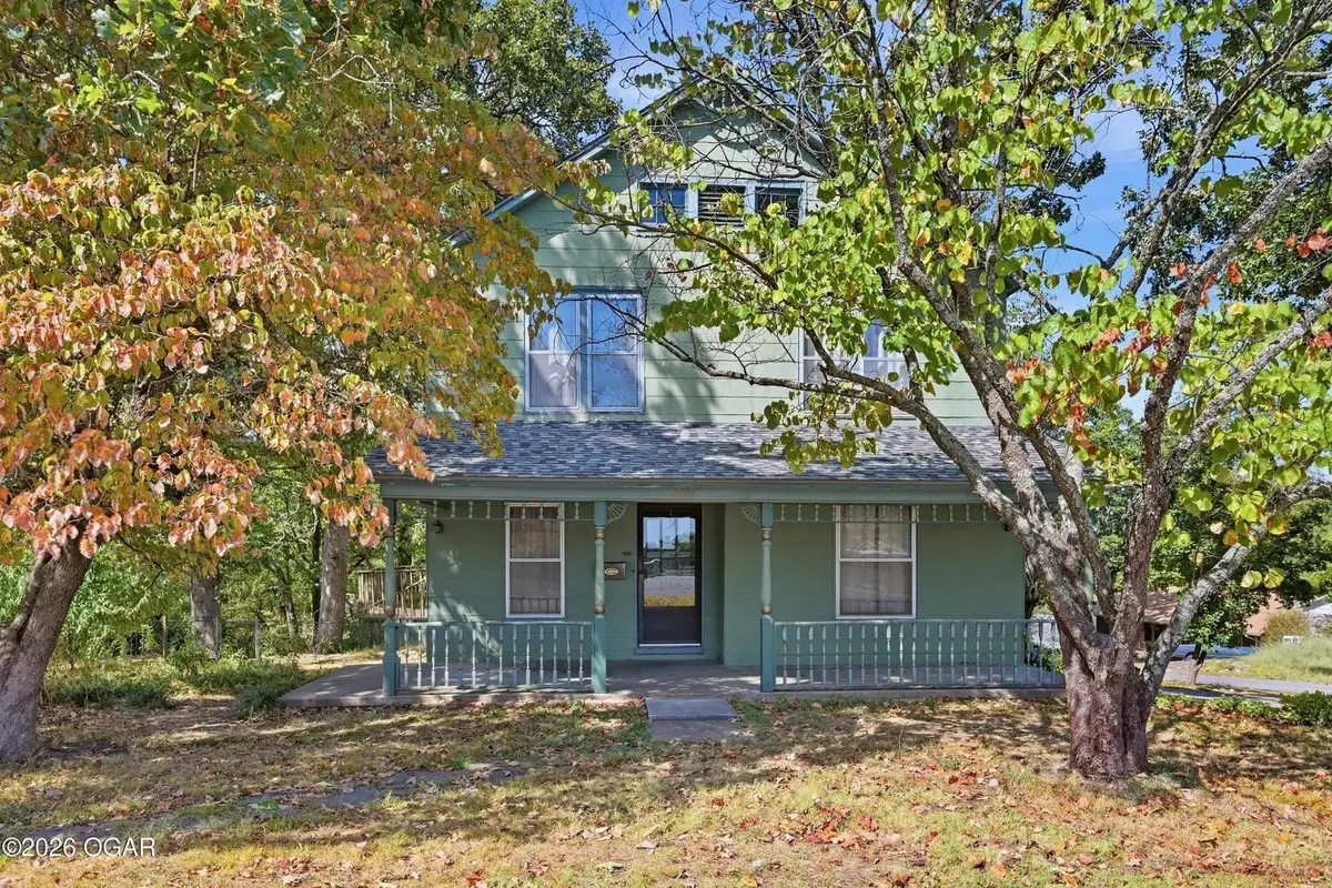 300 S Ripley Street, Neosho, MO 64850 - #1