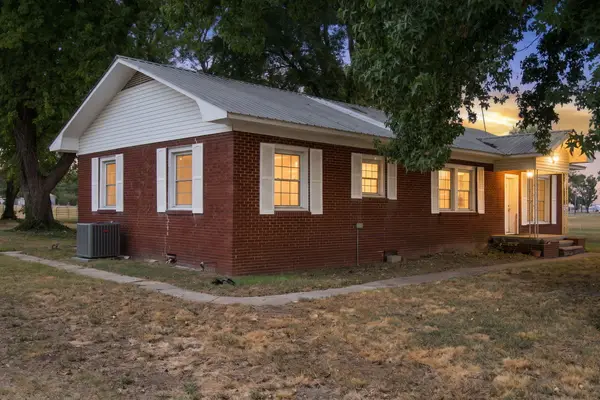 625 Oneil Street, Stark City, MO 64866