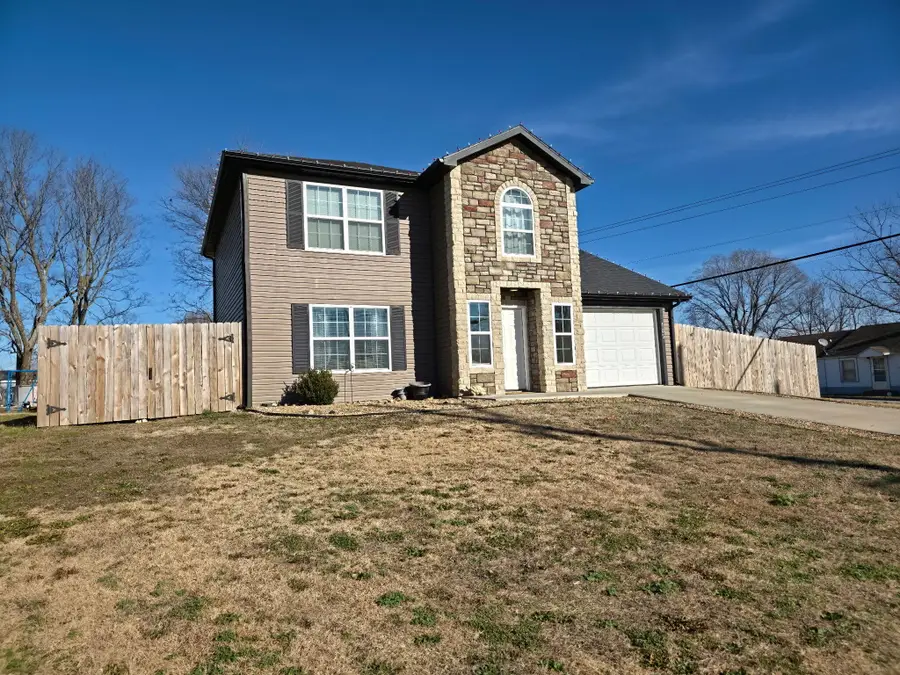 105 W Craig Street, Stockton, MO 65785 - #2