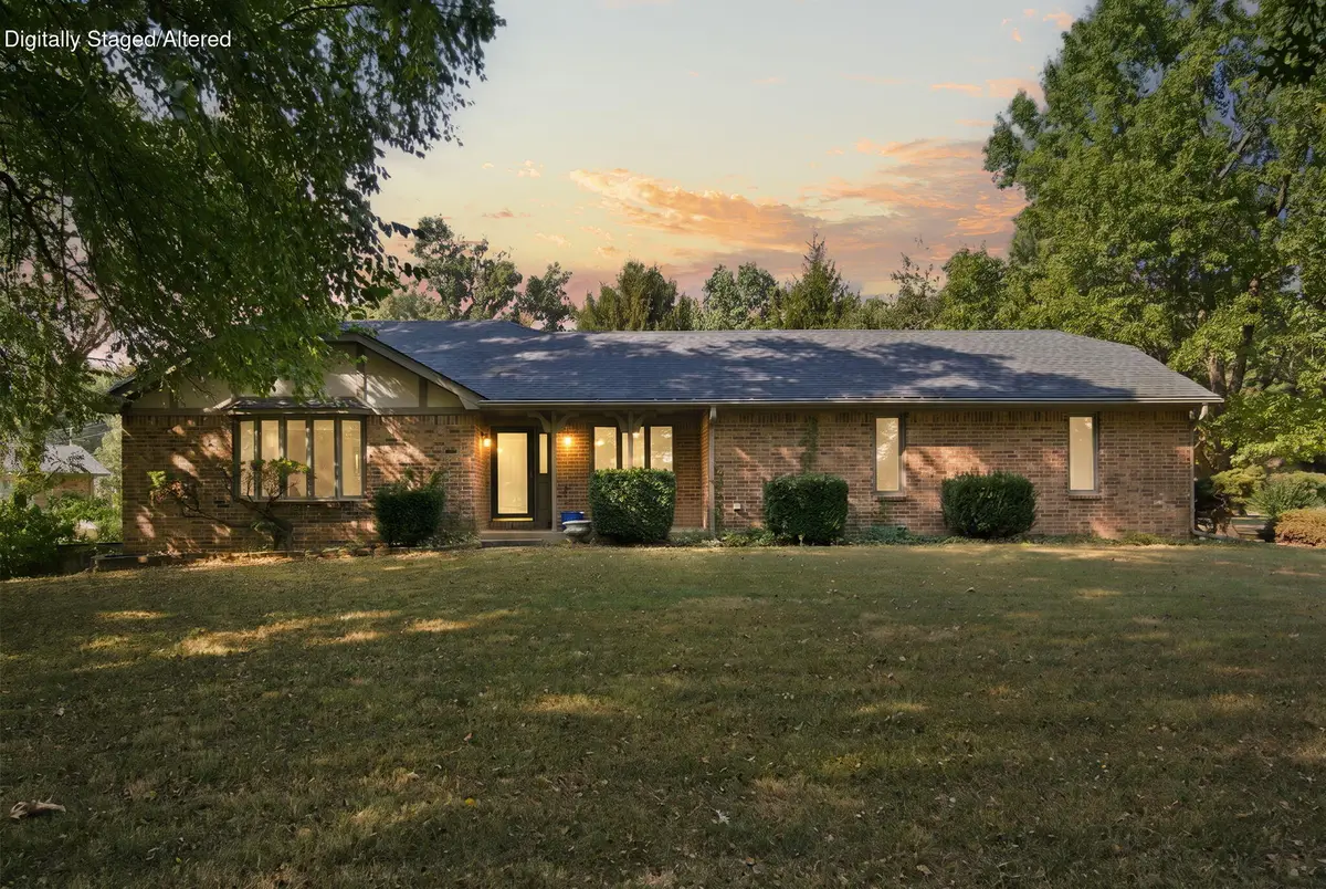 4274 N Farm Road 101, Springfield, MO 65803 - #1