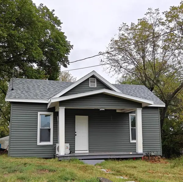 411 E Walnut Street, El Dorado Springs, MO 64744