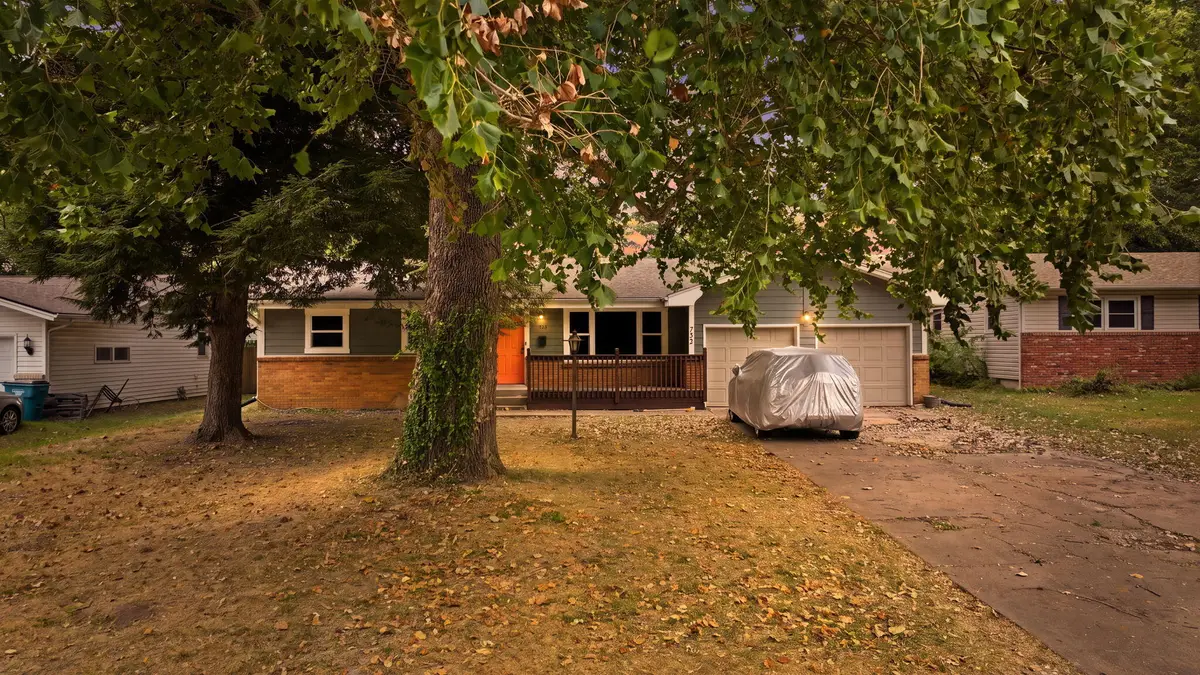 733 N Belview Avenue, Springfield, MO 65802 - #1